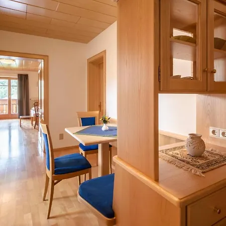 Am Rainell Hof Aparthotel 2*